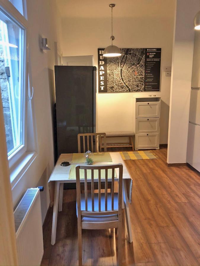 Modern Comfort In Historical ブダペスト エクステリア 写真